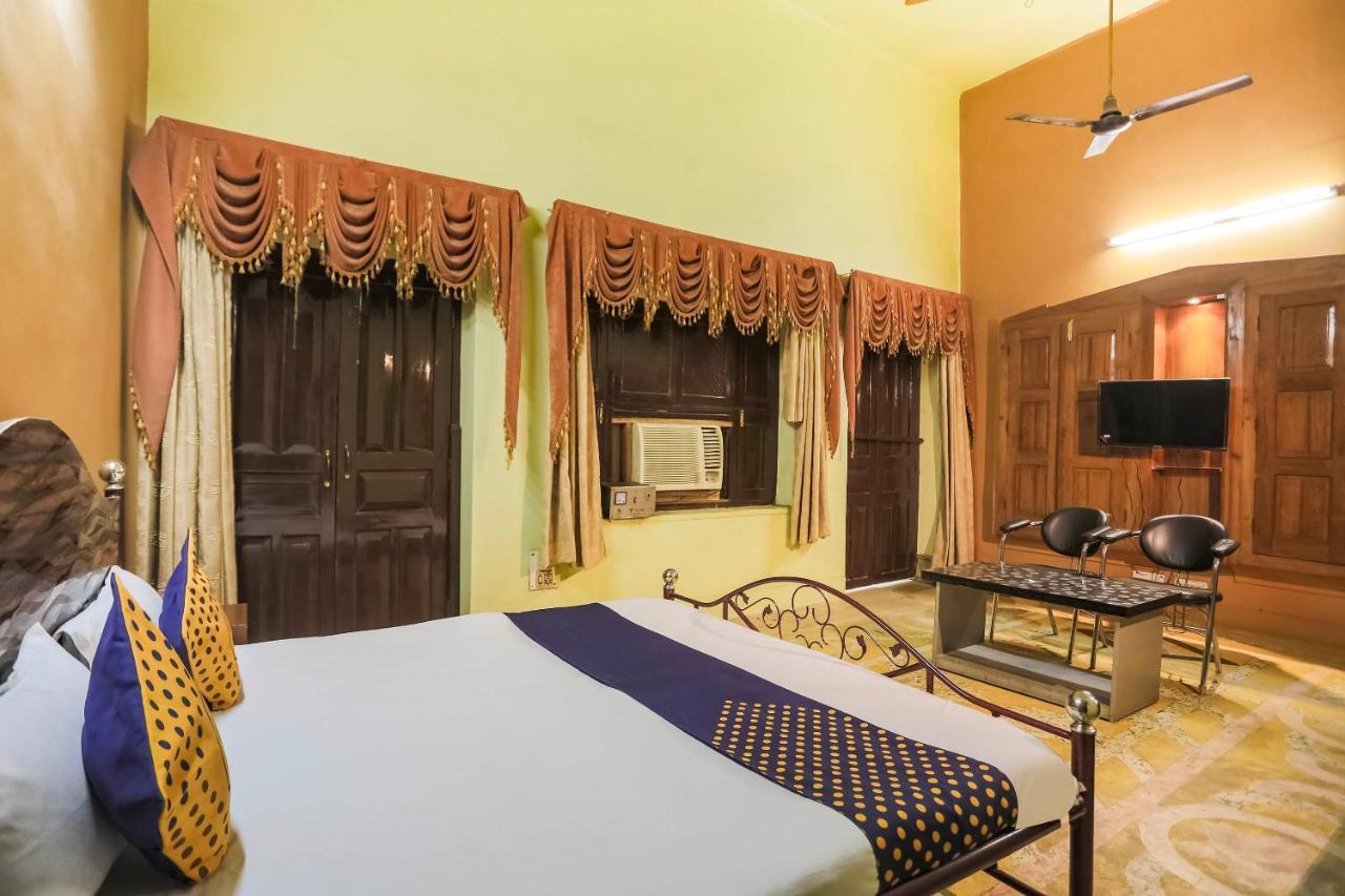 Spot On 64751 Hotel Shivani Palace Muthiganj Bagian luar foto