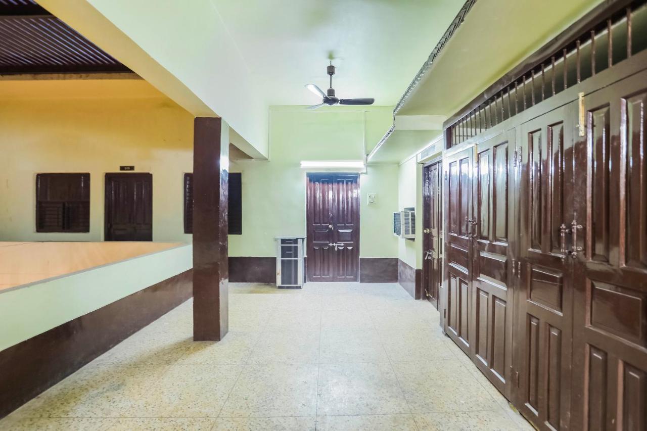 Spot On 64751 Hotel Shivani Palace Muthiganj Bagian luar foto