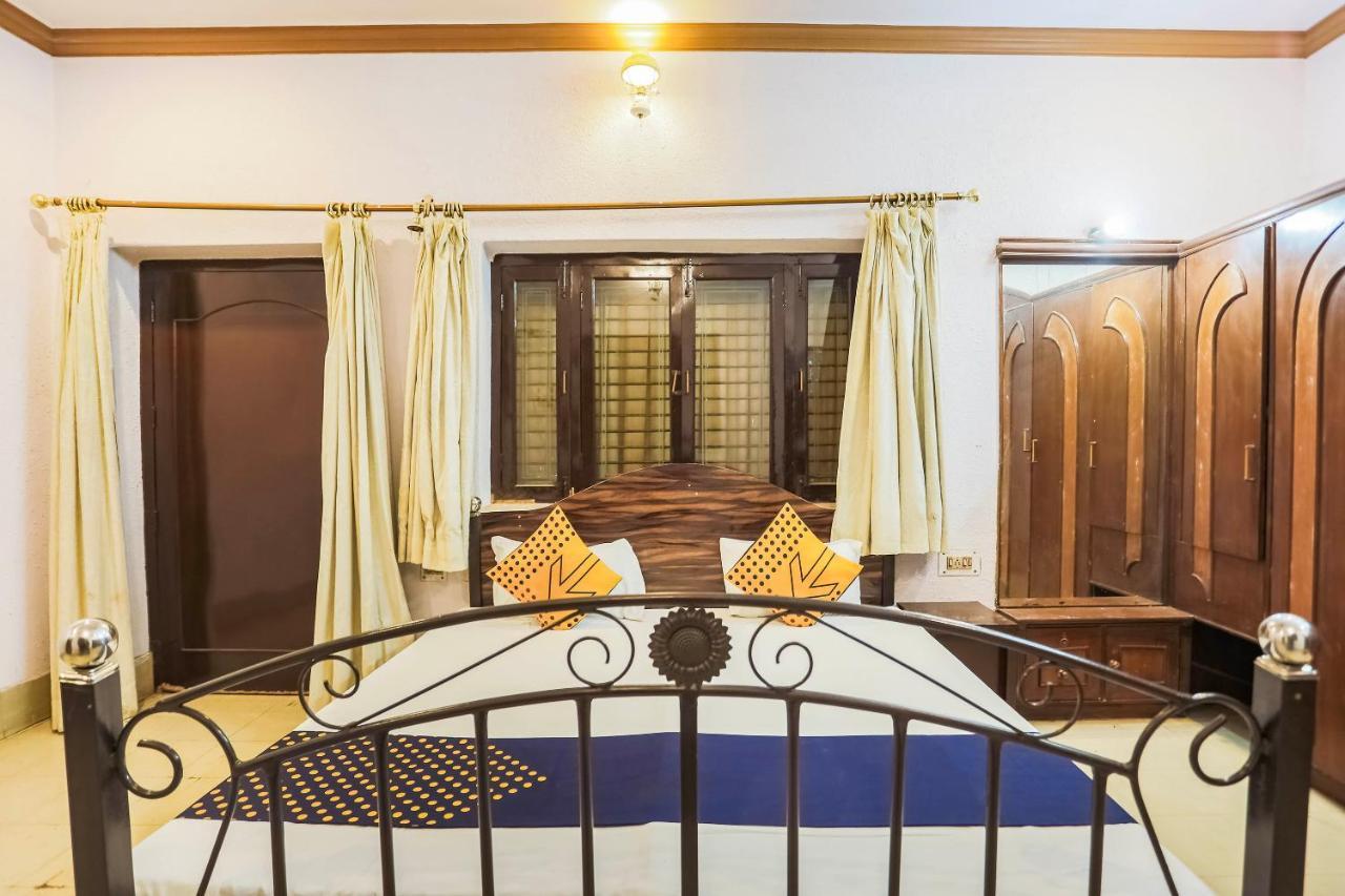 Spot On 64751 Hotel Shivani Palace Muthiganj Bagian luar foto